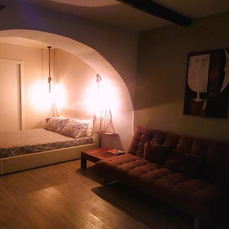 La 'Nziria Apartment Napoli Bagian luar foto